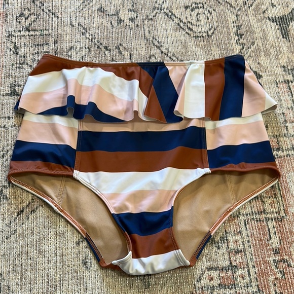 Kortni Jeane Other - Kortni Jeane Four Stripe Ruffle High-Waisted Bikini Bottom